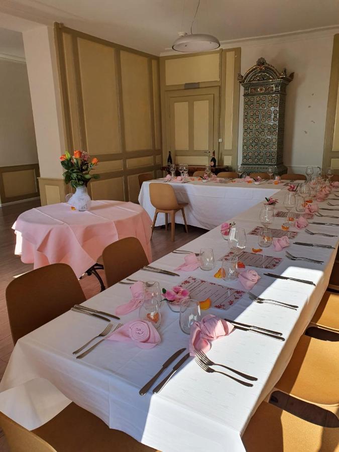 Hotel Restaurant Bellevue Onnens Eksteriør bilde