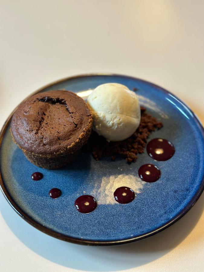 Hotel Restaurant Bellevue Onnens Eksteriør bilde